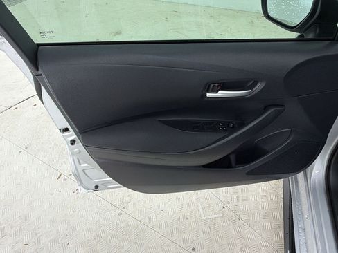 Used 2026 Toyota Corolla SE FWD image 19