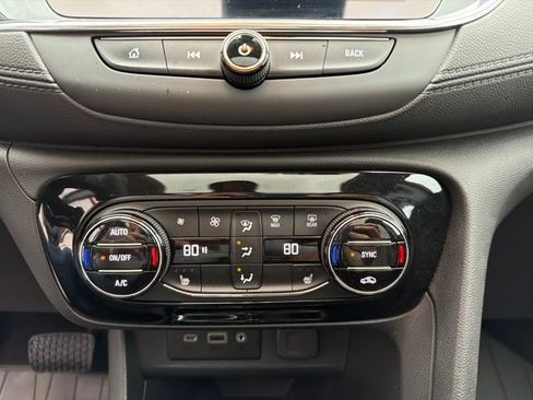 Used 2023 Buick Encore GX Essence w/ Experience Buick Package AWD/4WD image 26
