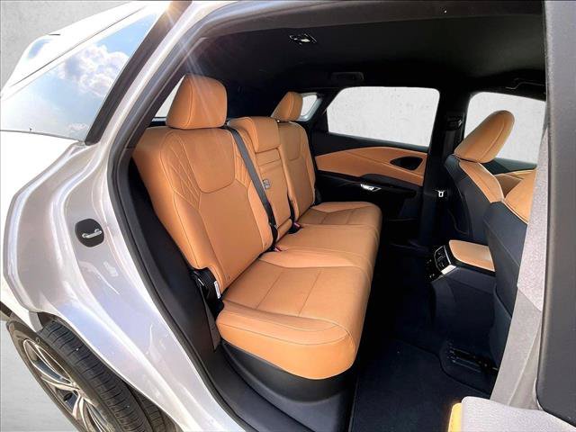 Used 2025 Lexus RX 350 FWD w/ Technology Package image 30