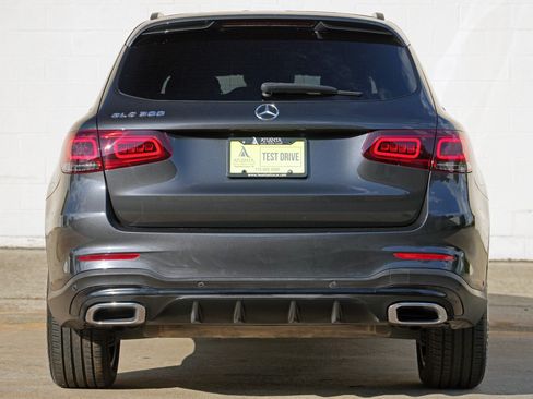 Used 2022 Mercedes-Benz GLC 300 image 10