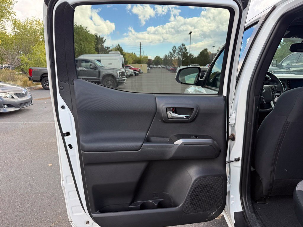 Used 2023 Toyota Tacoma TRD Sport w/ Advanced Technology Package AWD/4WD image 18