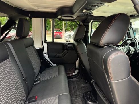 Used 2012 Jeep Wrangler Unlimited Sahara AWD/4WD image 81