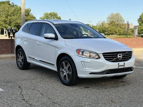Used 2015 Volvo XC60 T6 Premier Plus AWD/4WD image 7