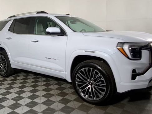 New 2026 GMC Terrain Denali image 3