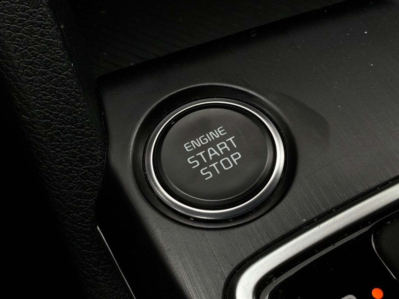 Used 2026 Kia Sportage LX FWD image 23