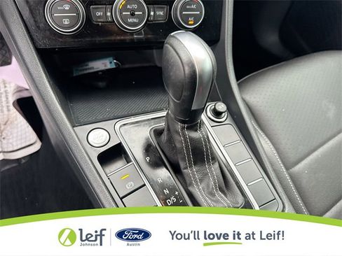 Used 2021 Volkswagen Jetta SE image 25