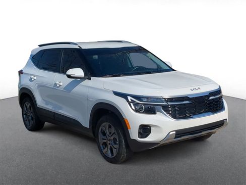 Used 2024 Kia Seltos S image 2