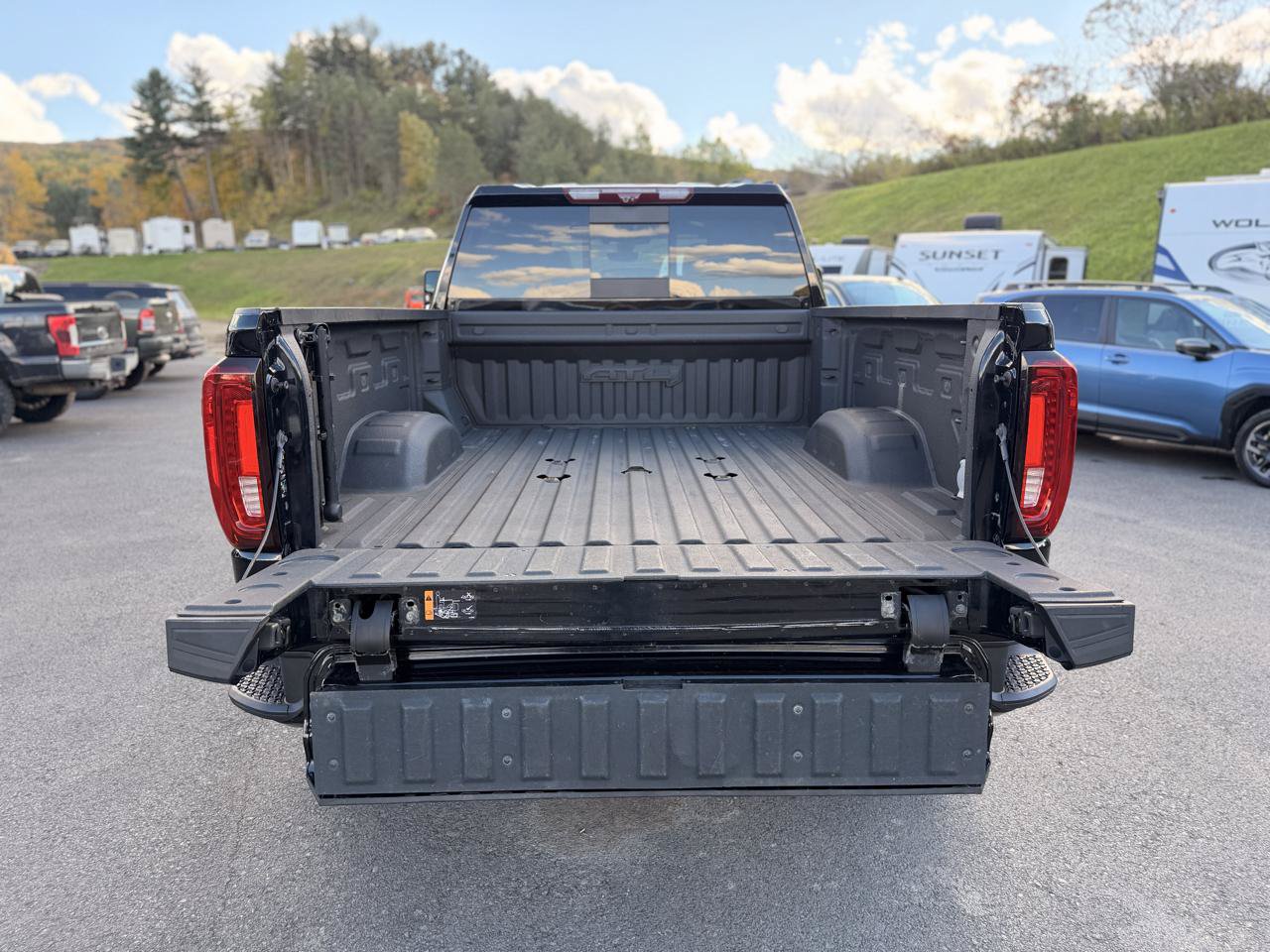 Used 2023 GMC Sierra 2500 AT4 w/ AT4 Premium Plus Package AWD/4WD image 20
