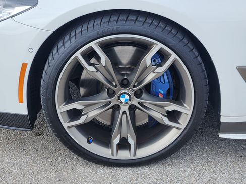 Used 2018 BMW M550i xDrive AWD/4WD image 10