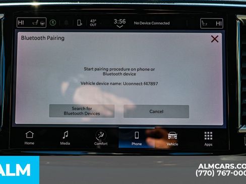 Used 2023 Chrysler Pacifica Touring-L FWD image 40