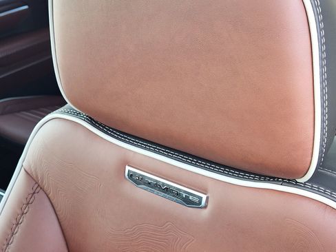 New 2026 GMC Sierra 2500 Denali Ultimate image 16