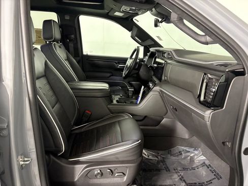 Used 2024 GMC Sierra 1500 AT4X AWD/4WD image 38