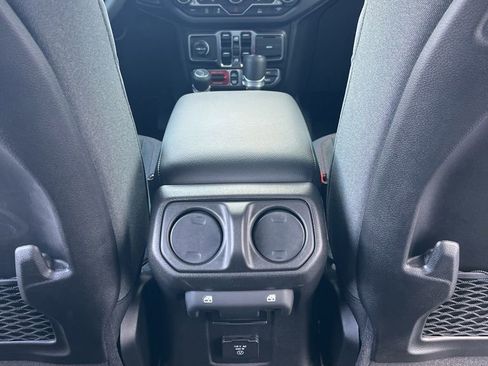 New 2025 Jeep Gladiator Rubicon w/ Convenience Group image 27