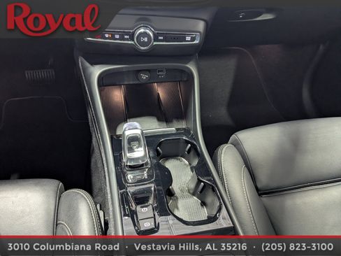 Used 2021 Volvo XC40 T5 Inscription image 23