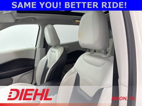 Certified 2018 Jeep Compass Limited w/ Navigation Group image 18