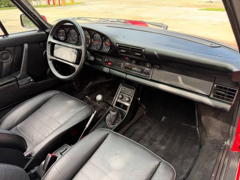 Used 1988 Porsche 911 Carrera image 16