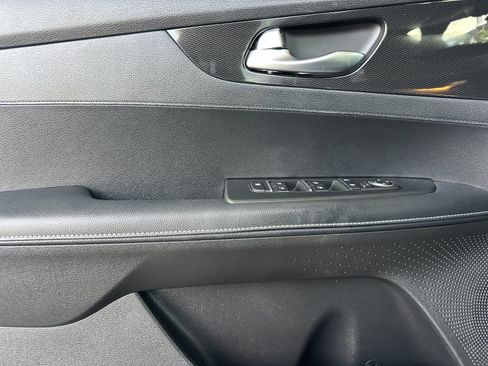 Certified 2023 Kia Forte GT-Line FWD image 13