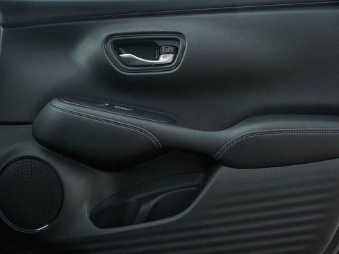 New 2026 Honda HR-V EX-L image 9