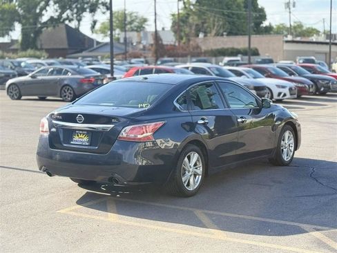 Used 2015 Nissan Altima 2.5 SL FWD image 7