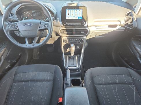 Used 2019 Ford EcoSport SE image 9