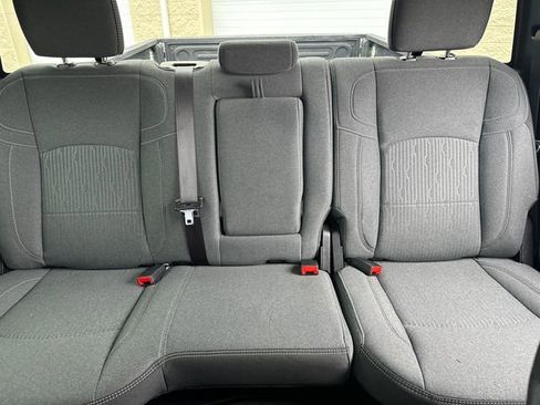 Used 2024 RAM 2500 Big Horn w/ Safety Group image 38