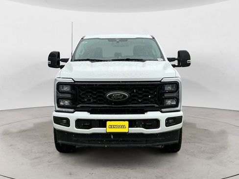 Used 2025 Ford F350 Lariat w/ Black Appearance Package image 8