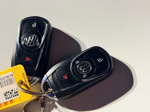 Used 2018 Buick Encore Preferred image 43