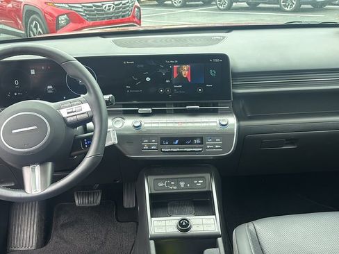 Used 2024 Hyundai Kona Limited AWD/4WD image 12