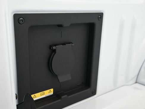 New 2025 Ford F150 XLT w/ Equipment Group 302A MID image 18