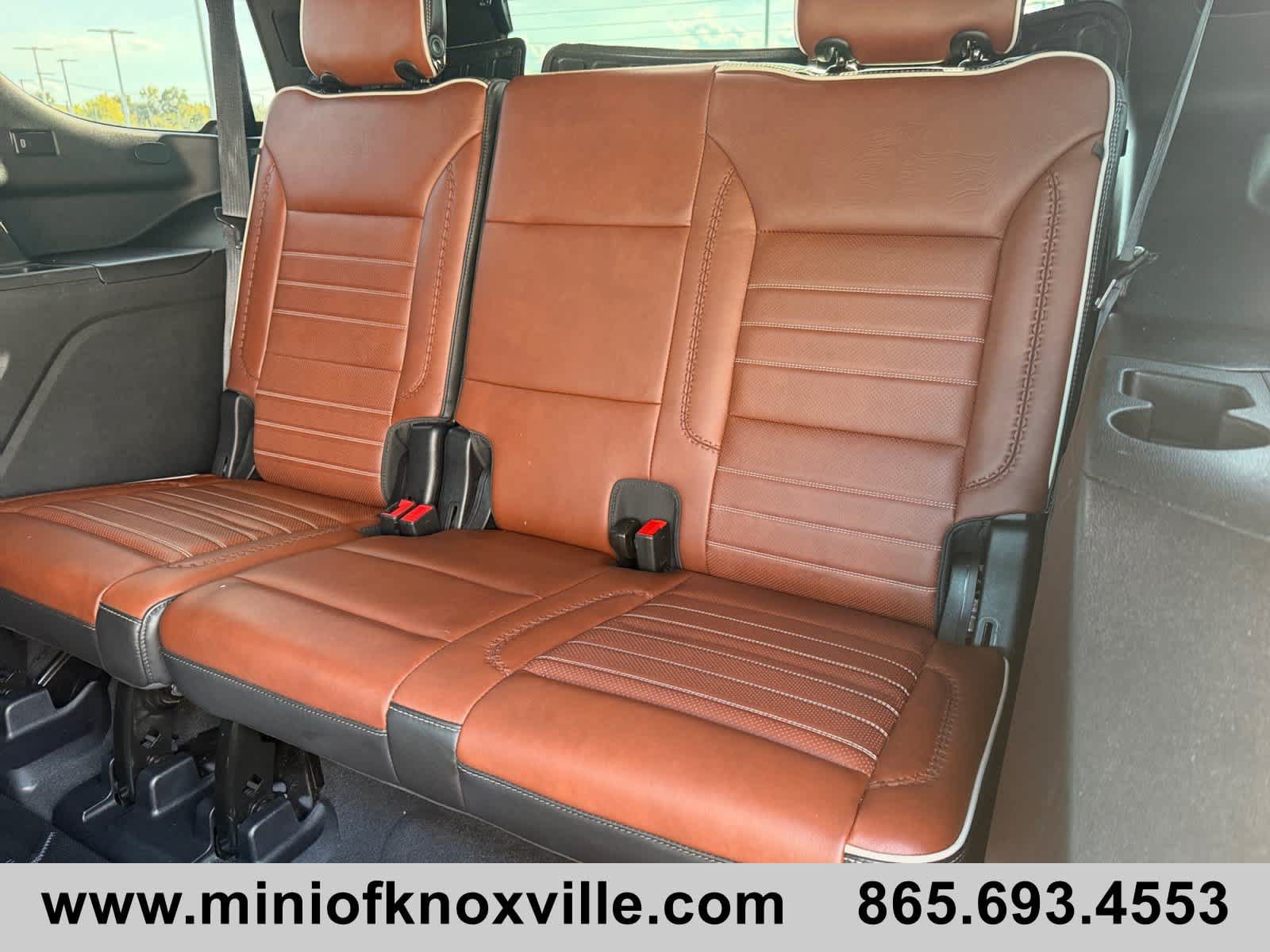 Used 2024 GMC Yukon Denali Ultimate AWD/4WD image 21