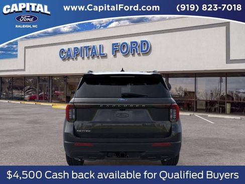 New 2026 Ford Explorer Active RWD image 5