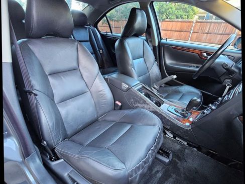 Used 2005 Volvo S60 2.5T image 29