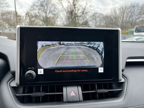 Used 2025 Toyota RAV4 LE image 17