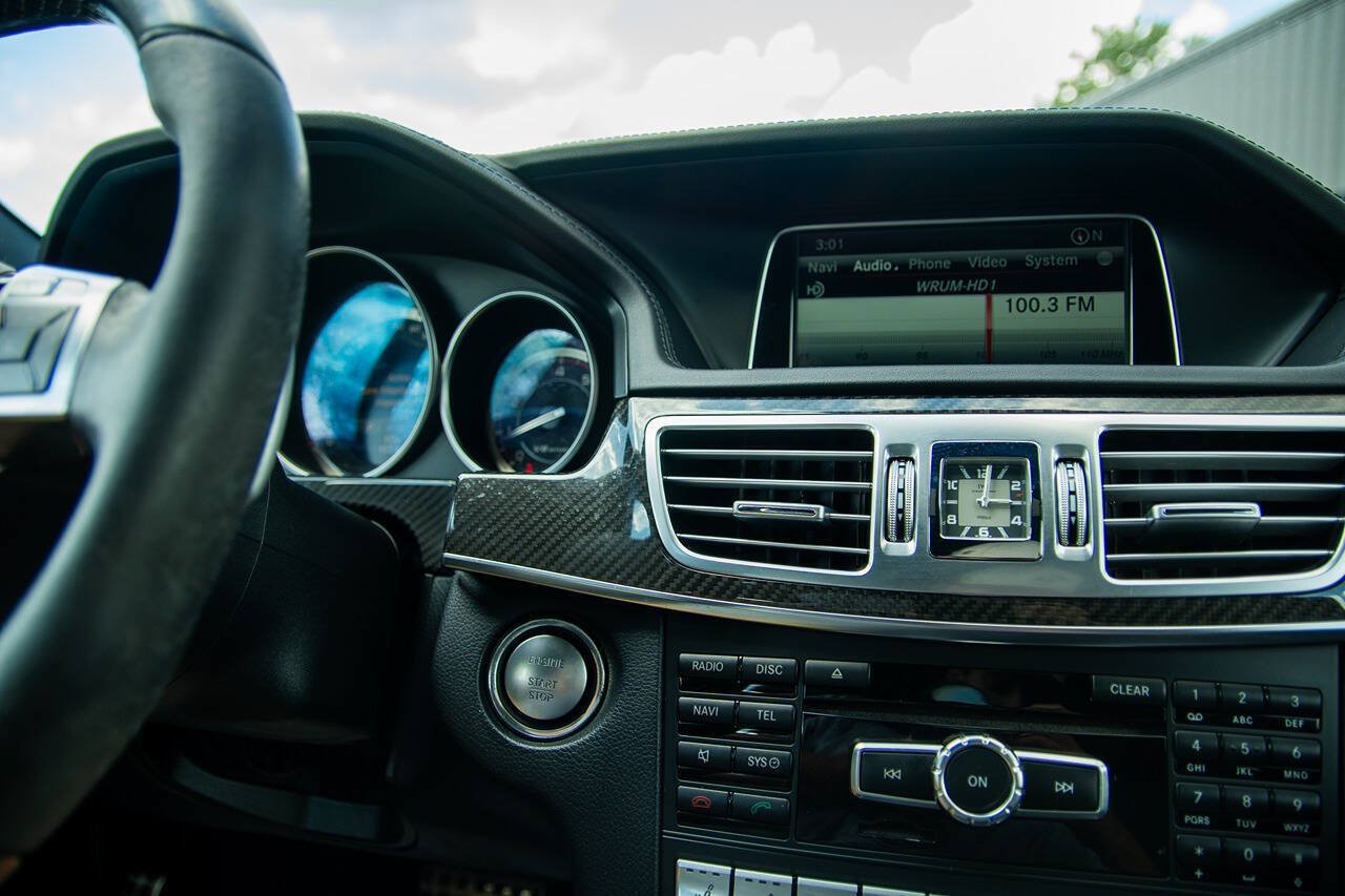 Used 2015 Mercedes-Benz E 63 AMG S-Model image 27