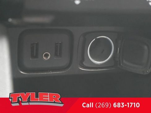 Used 2019 Buick Encore Preferred FWD image 32