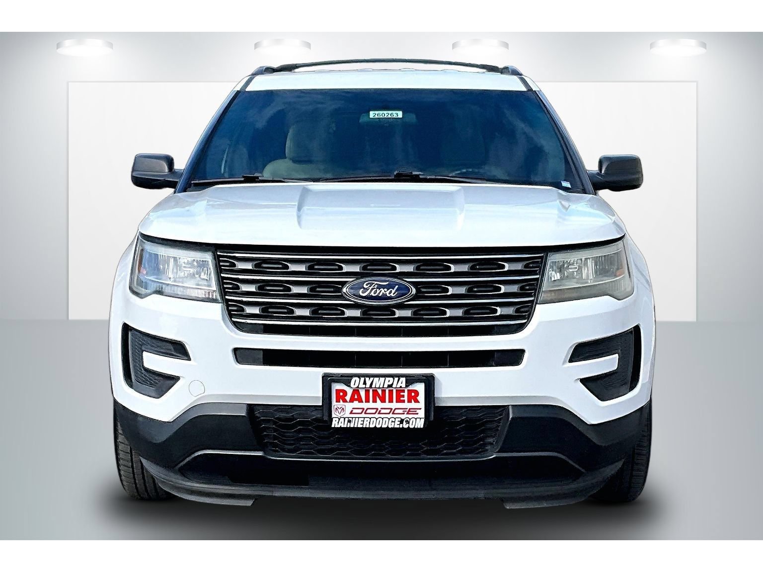 Used 2016 Ford Explorer 4WD image 3