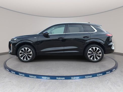 New 2026 Audi Q3 quattro 2.0T image 8