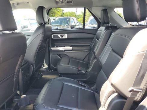 Certified 2023 Ford Explorer XLT w/ Equipment Group 202A AWD/4WD image 23