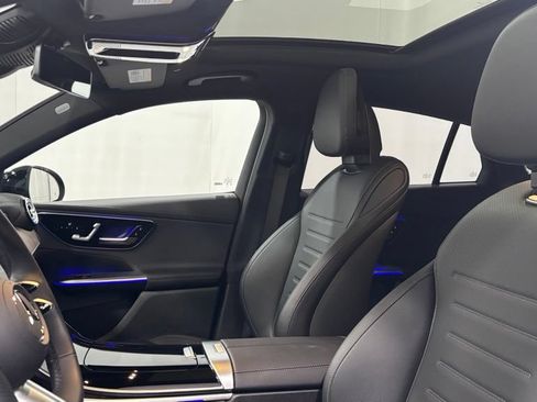 Certified 2025 Mercedes-Benz GLC 300 4MATIC image 12