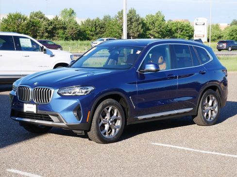 Used 2022 BMW X3 xDrive30i AWD/4WD image 5