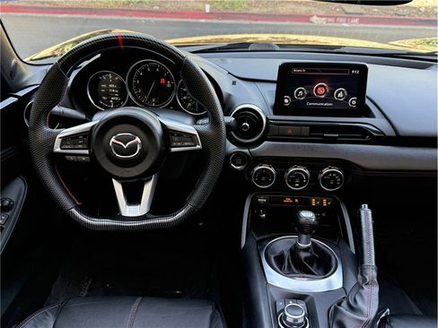 Used 2019 MAZDA MX-5 Miata RF Grand Touring RWD image 10