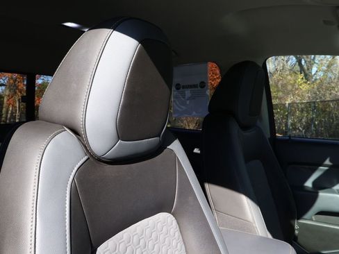 Used 2021 Chevrolet Colorado Z71 image 42