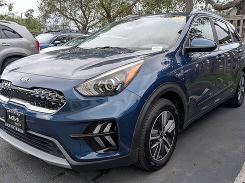 Used 2020 Kia Niro LXS image 10