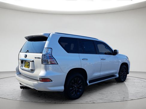 Used 2023 Lexus GX 460 Premium w/ Premium Package AWD/4WD image 17
