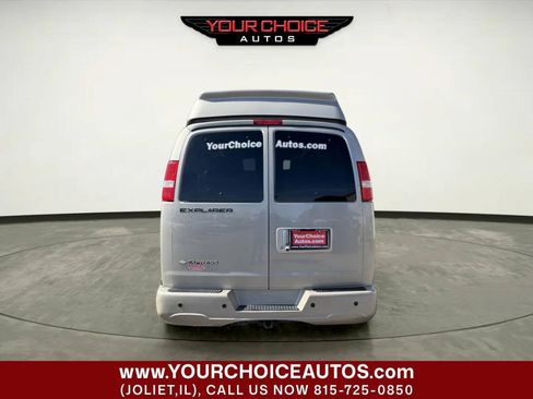 Used 2021 Chevrolet Express 2500 LS w/ Enhanced Convenience Package RWD image 4