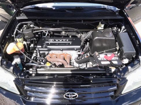 Used 2003 Toyota Highlander 4WD image 3