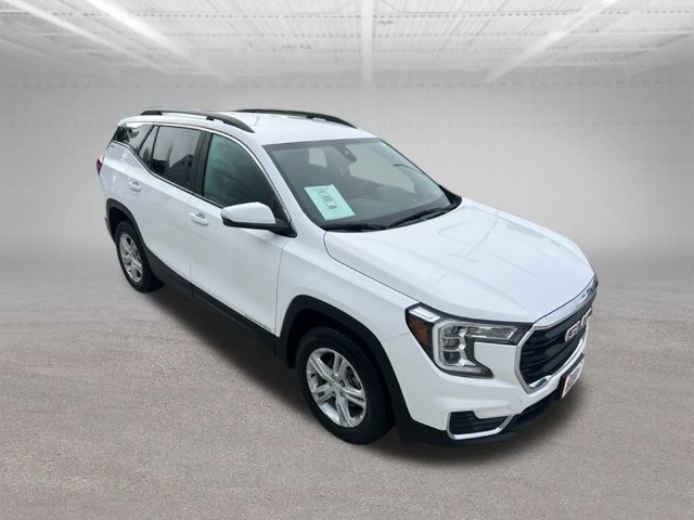 Used 2024 GMC Terrain SLE w/ Driver Convenience Package AWD/4WD image 13
