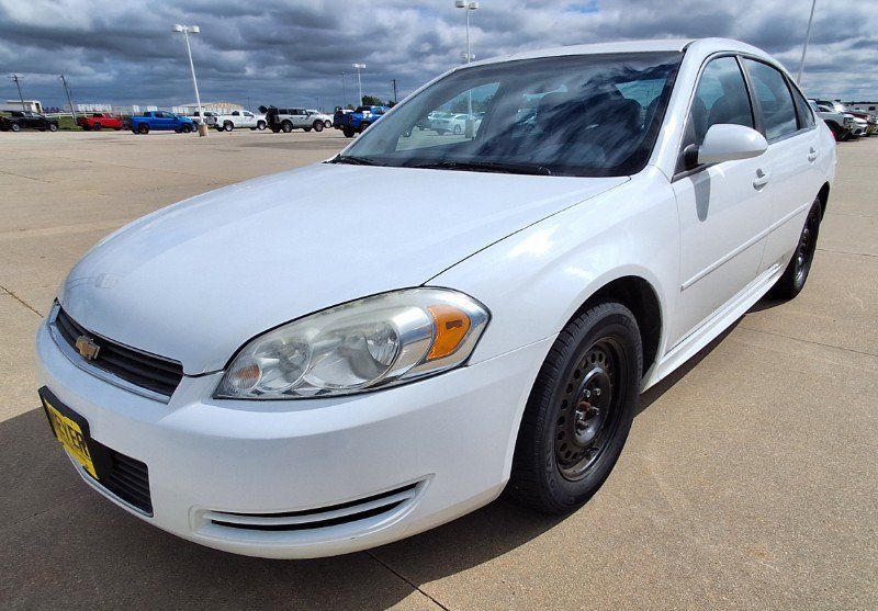Used 2011 Chevrolet Impala LS FWD image 4