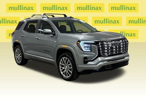 New 2026 GMC Terrain Denali w/ LPO, Black Badging Package image 1