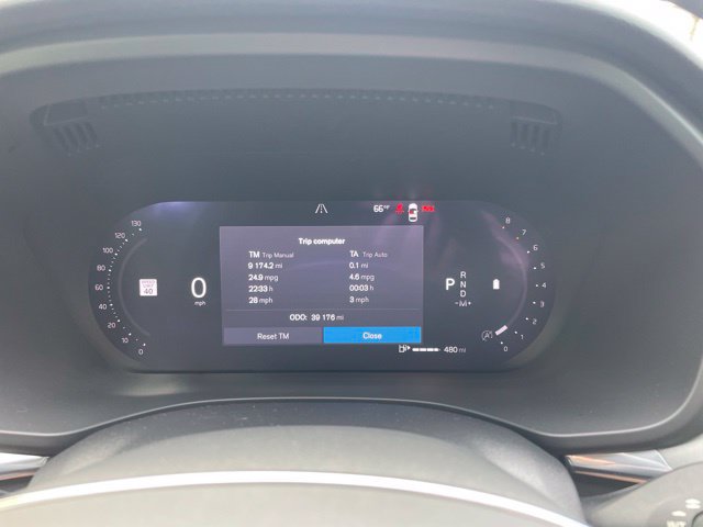 Certified 2024 Volvo XC60 B5 Core w/ Climate Package AWD/4WD image 18